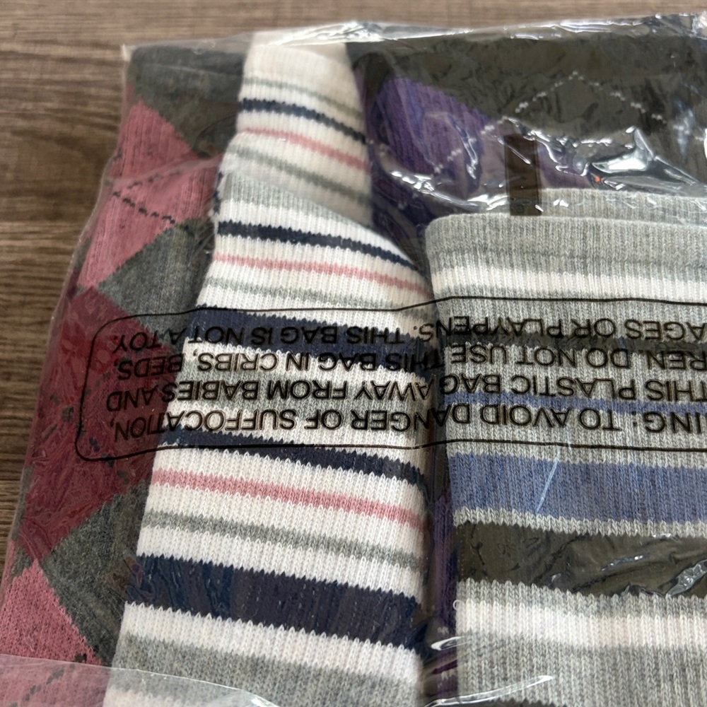 Women’s OTC Tommy Copper Compression Striped and Argyle Socks Set 4 Pair - Picture 3 of 4